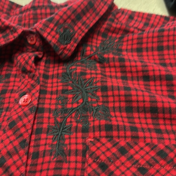 Time and Tru Red & Black flannel button down embroidery on collar & chest XL - Picture 6 of 6
